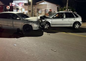 Acidente de trânsito deixa mulher e criança feridas em Erechim