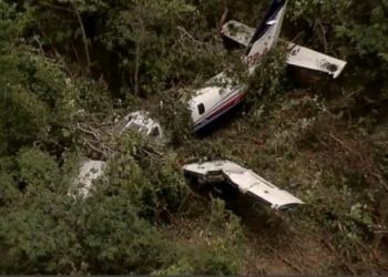Avião com cinco pessoas cai na fazenda do ex-piloto Nelson Piquet