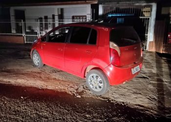 Jovem de 14 anos é sequestrada durante roubo de veículo em Passo Fundo
