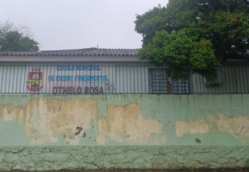 Criança é esfaqueada dentro de escola em Erechim