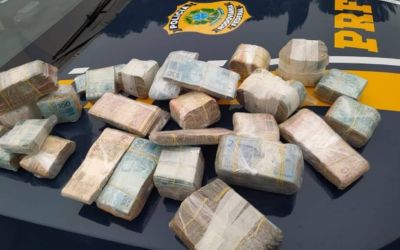 Policiais encontram R$ 275 mil escondidos em painel de carro em Vacaria