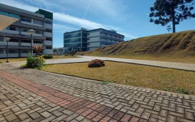 UFFS está com quatro processos seletivos para ingresso