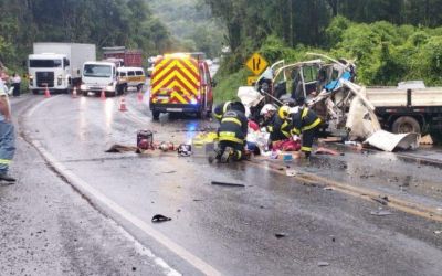 Acidente deixa múltiplas vítimas na BR 153