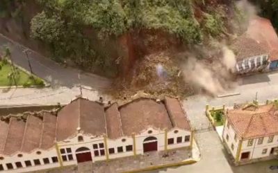 Deslizamento destrói casarão histórico em Ouro Preto