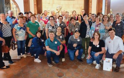 Grupo da Terceira Idade de Charrua faz passeio por Bento Gonçalves, Carlos Barbosa e Garibaldi